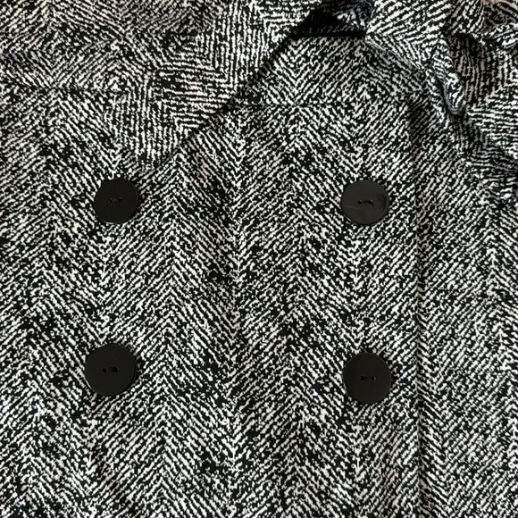 Express Skort - Picture 3 of 6